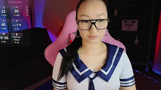 Mary Driden online show from November 16, 12:32 pm