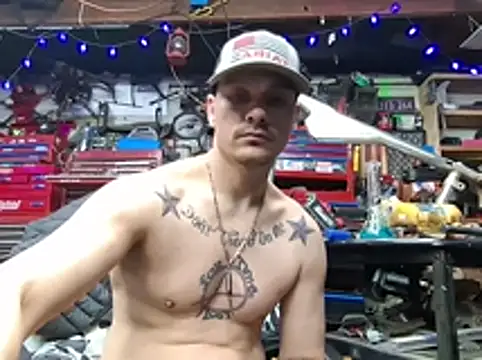 twistafatpipe online show from March 13, 3:17 pm