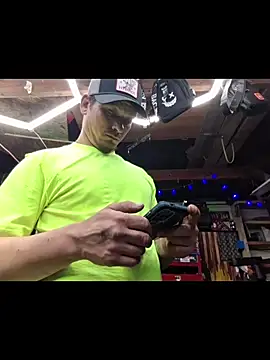 twistafatpipe online show from February 17, 11:57 pm