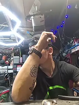 twistafatpipe online show from April 14, 10:04 pm