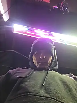 twistafatpipe online show from October 30, 10:24 am