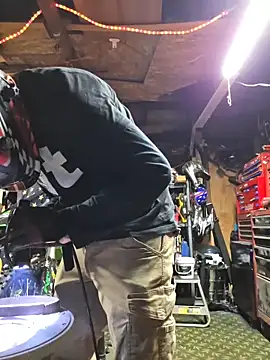 twistafatpipe online show from November 18, 3:32 am