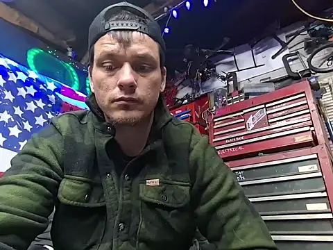 twistafatpipe online show from February 21, 10:45 pm