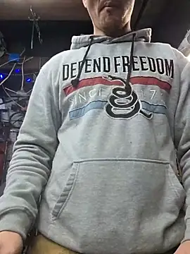 twistafatpipe online show from February 7, 11:35 pm