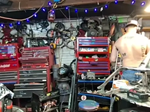 twistafatpipe online show from March 28, 6:58 am