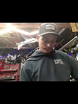 twistafatpipe online show from January 13, 6:28 am