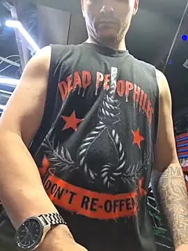 twistafatpipe online show from April 14, 5:12 am