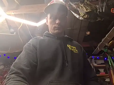 twistafatpipe online show from March 14, 3:34 am