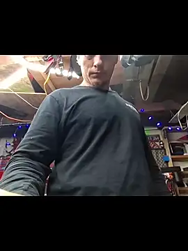 twistafatpipe online show from February 13, 2:55 am