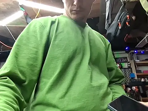 twistafatpipe online show from March 9, 10:46 pm