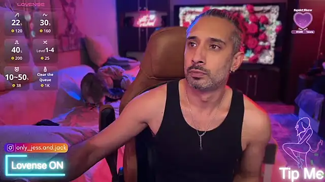 Secret Lovers1 online show from March 22, 7:59 pm