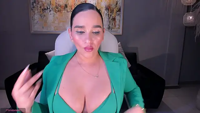 Snapshot of NovaSpencer chatting on October 28, 6:07 pm NovaSpencer online show from October 28, 6:07 pm