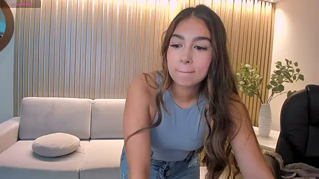 VeronicaBlue online show from March 6, 10:10 am