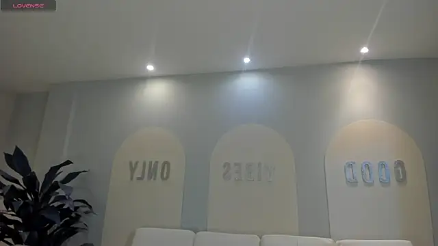 NataliaGaret online show from April 3, 10:43 am