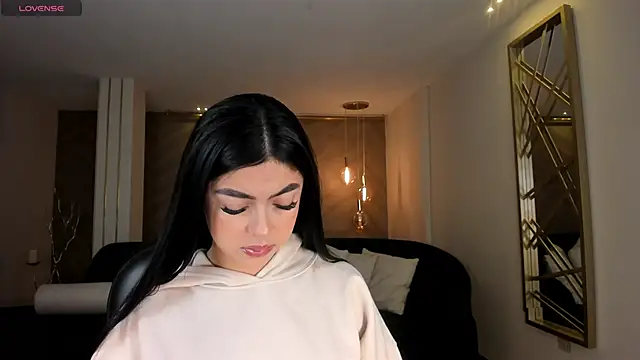 Snapshot of NataliaGaret chatting on October 23, 2:10 am NataliaGaret online show from October 23, 2:10 am