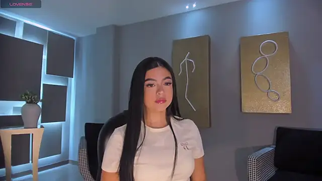 Snapshot of NataliaGaret chatting on November 18, 3:21 am NataliaGaret online show from November 18, 3:21 am