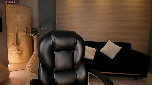 Snapshot of MaddisonTaylor1 chatting on December 1, 7:48 pm MaddisonTaylor1 online show from December 1, 7:48 pm