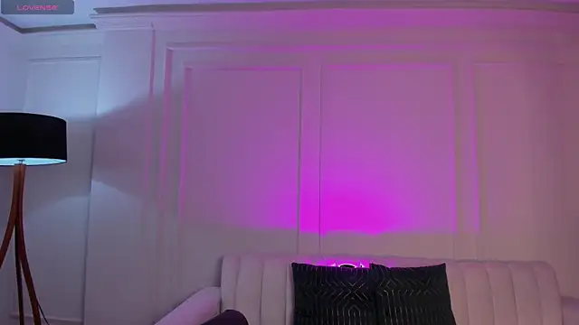 Snapshot of MaddisonTaylor1 chatting on November 4, 7:06 pm MaddisonTaylor1 online show from November 4, 7:06 pm