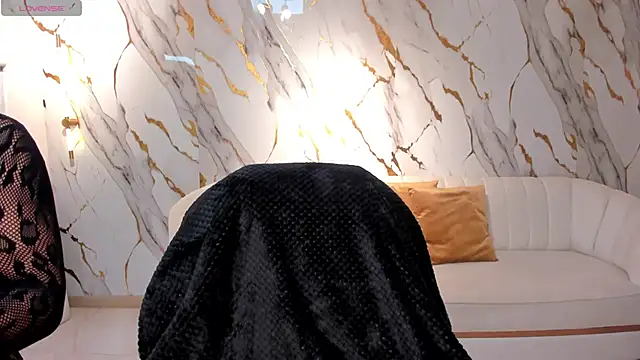 Snapshot of MilaColeman chatting on November 20, 2:12 am MilaColeman online show from November 20, 2:12 am