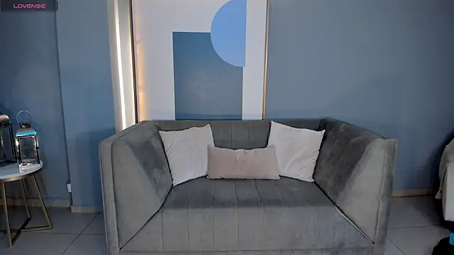 MilaColeman online show from December 18, 2:38 am