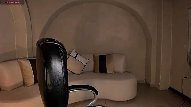 AmberColors  online show from December 1, 7:48 pm