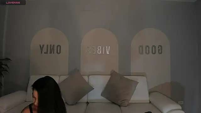 Snapshot of ScarlettBoss chatting on October 1, 11:14 am ScarlettBoss online show from October 1, 11:14 am