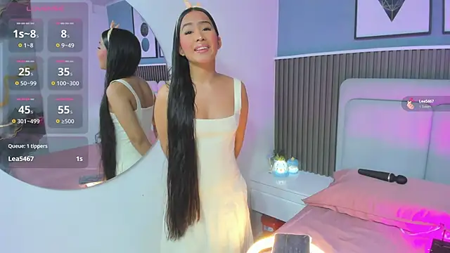 Snapshot of lily__star chatting on November 5, 3:31 am lily star online show from November 5, 3:31 am