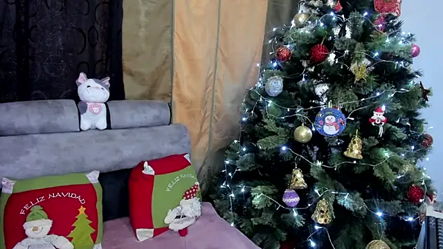 Ashley Monroe online show from December 16, 1:59 pm