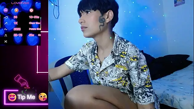 Snapshot of Papi_Mami_Live chatting on November 22, 3:38 am Papi Mami Live online show from November 22, 3:38 am