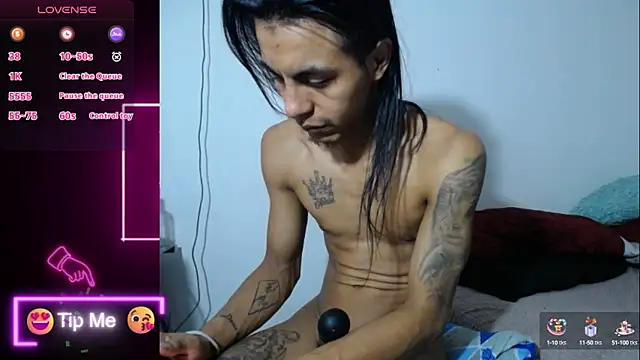 Snapshot of Papi_Mami_Live chatting on September 25, 2:17 am Papi Mami Live online show from September 25, 2:17 am