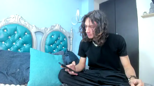 LUAUS18 online show from September 15, 4:35 am