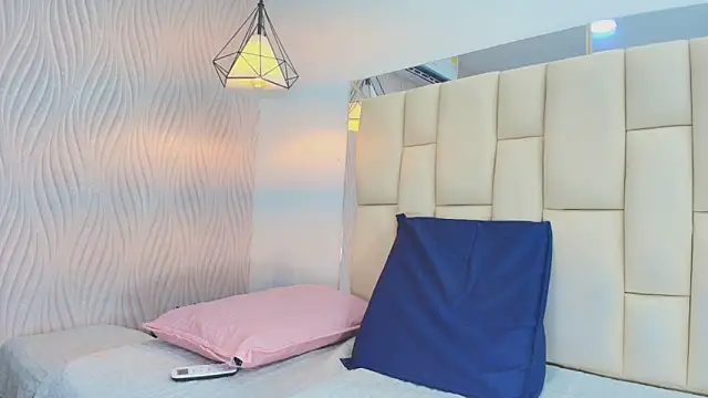 Vero Temptation online show from December 5, 12:26 pm