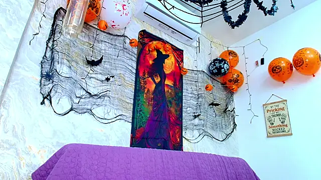 Vero Temptation online show from October 29, 3:05 am