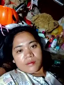 EATALLUCANPUSSYPINAY online show from May 15, 2:48 pm