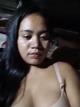 EATALLUCANPUSSYPINAY online show from May 17, 1:44 pm