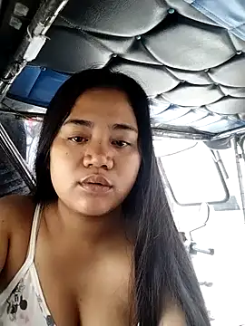 EATALLUCANPUSSYPINAY online show from April 14, 1:32 am