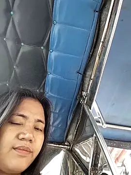 EATALLUCANPUSSYPINAY online show from April 11, 7:45 am
