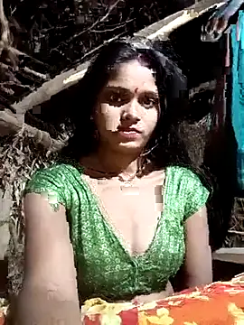 Snapshot of Harini_Gautam chatting on November 21, 7:02 pm Harini Gautam online show from November 21, 7:02 pm