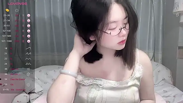 tender-11 online show from November 25, 11:43 am