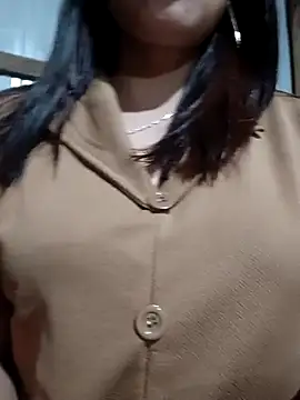 Snapshot of Nana-bar chatting on October 7, 1:56 pm Nana-bar online show from October 7, 1:56 pm