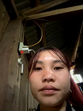 Snapshot of EllyBaby20 chatting on December 3, 12:33 am EllyBaby20 online show from December 3, 12:33 am