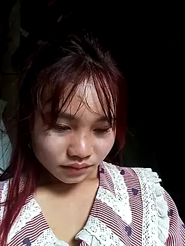 Snapshot of EllyBaby20 chatting on October 20, 1:07 am EllyBaby20 online show from October 20, 1:07 am