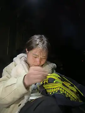 EllyBaby20 online show from March 14, 1:33 am