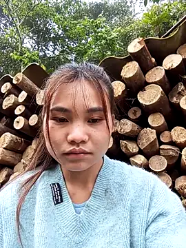 EllyBaby20 online show from April 3, 1:01 am