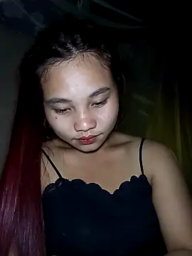 Snapshot of EllyBaby20 chatting on October 31, 2:13 pm EllyBaby20 online show from October 31, 2:13 pm