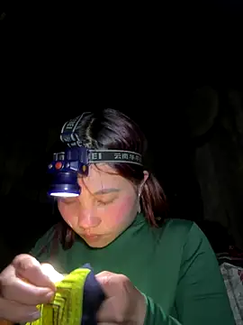 EllyBaby20 online show from December 22, 1:33 pm