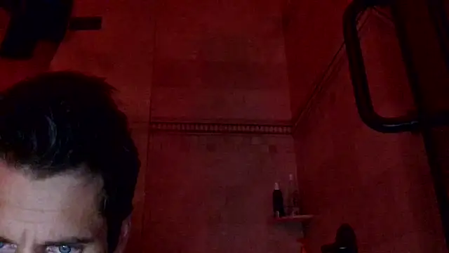 Snapshot of TallDrink11 chatting on December 5, 8:46 am TallDrink11 online show from December 5, 8:46 am