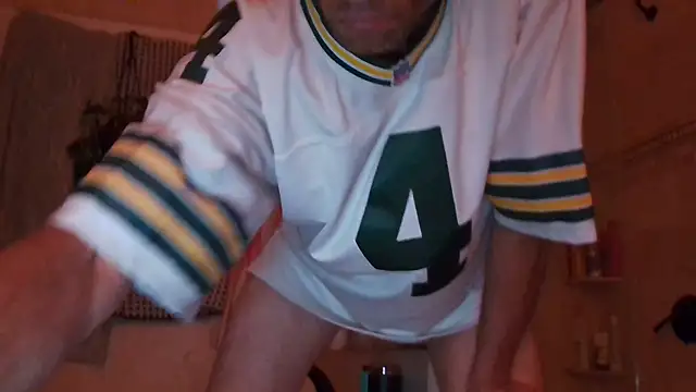 Snapshot of TallDrink11 chatting on October 27, 8:04 am TallDrink11 online show from October 27, 8:04 am