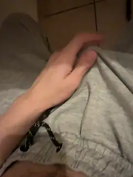 Snapshot of Dicksxd chatting on October 29, 9:36 pm Dicksxd online show from October 29, 9:36 pm