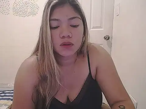 briannalove222 online show from February 25, 12:44 am